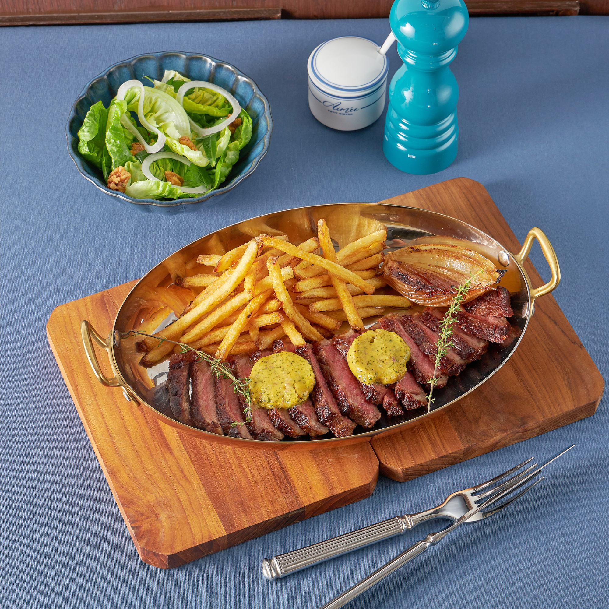 Aimée Petit Bistro - French - Restaurant