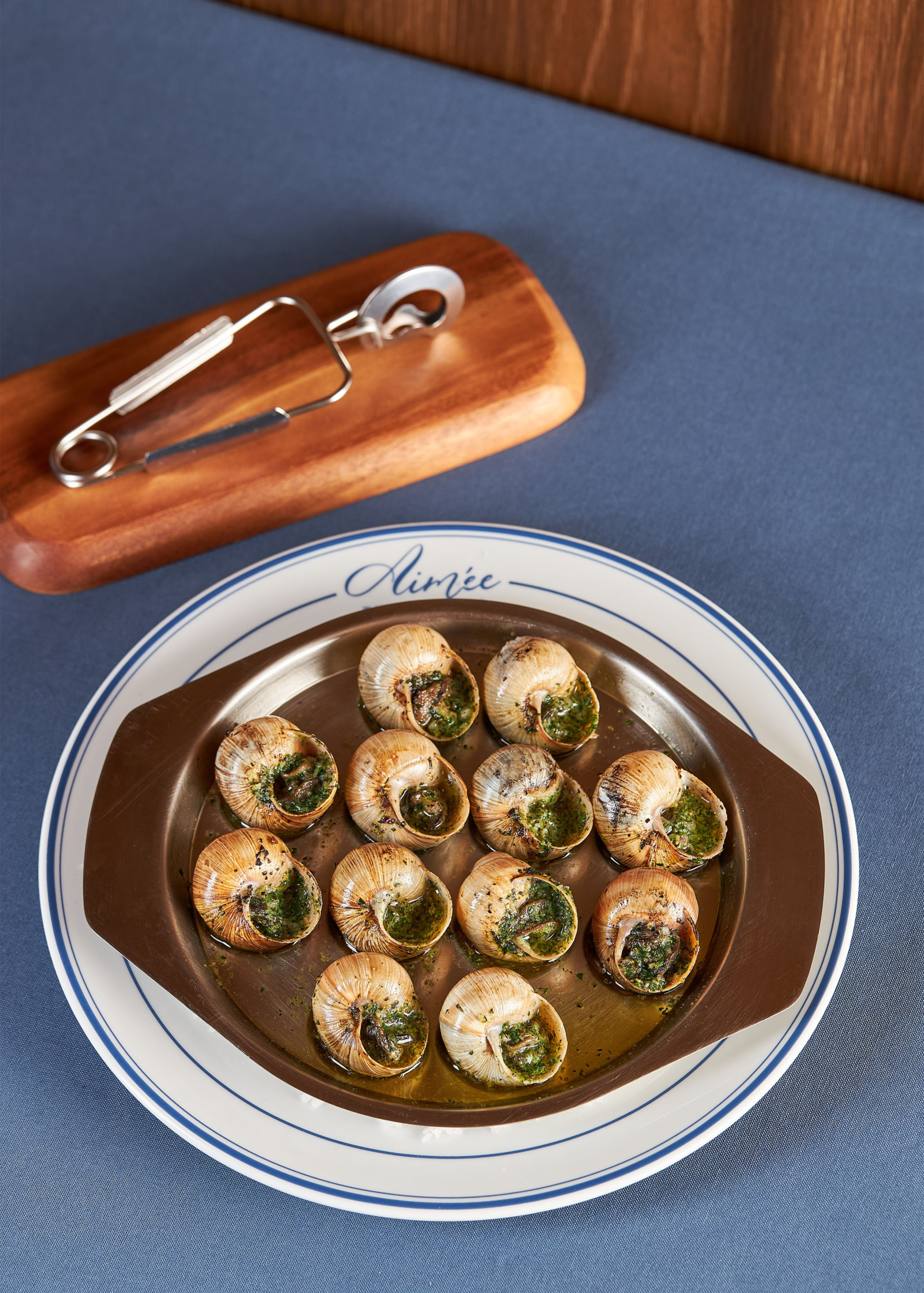 ไม่มีชื่อ (210 x 210 มม.) (700 x 980 มม.) (1) Aimée Petit Bistro - French - Restaurant