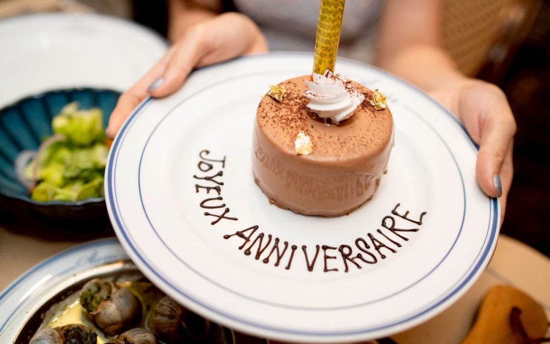 ฉลองวันเกิดที่ไหนดี ทำไมร้านอาหารถึงเป็นตัวเลือกอันดับหนึ่ง