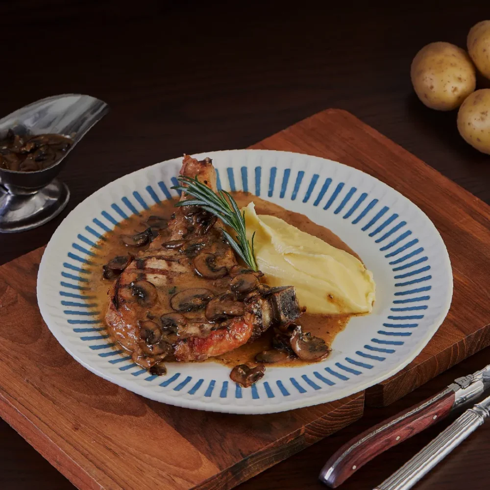 Aimée Petit Bistro - French - Restaurant